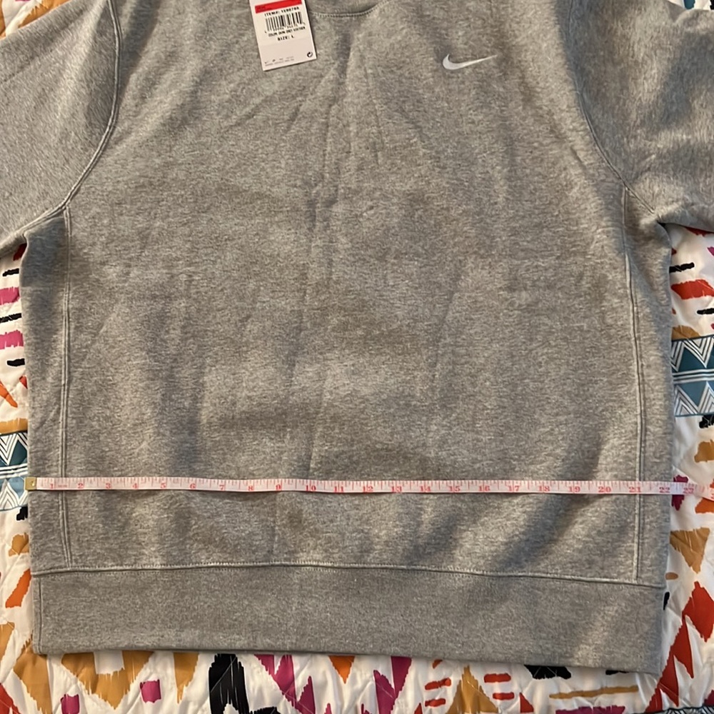 !SOLD! Nike mens crew neck sweater! LARGE! - Picture 6 of 7